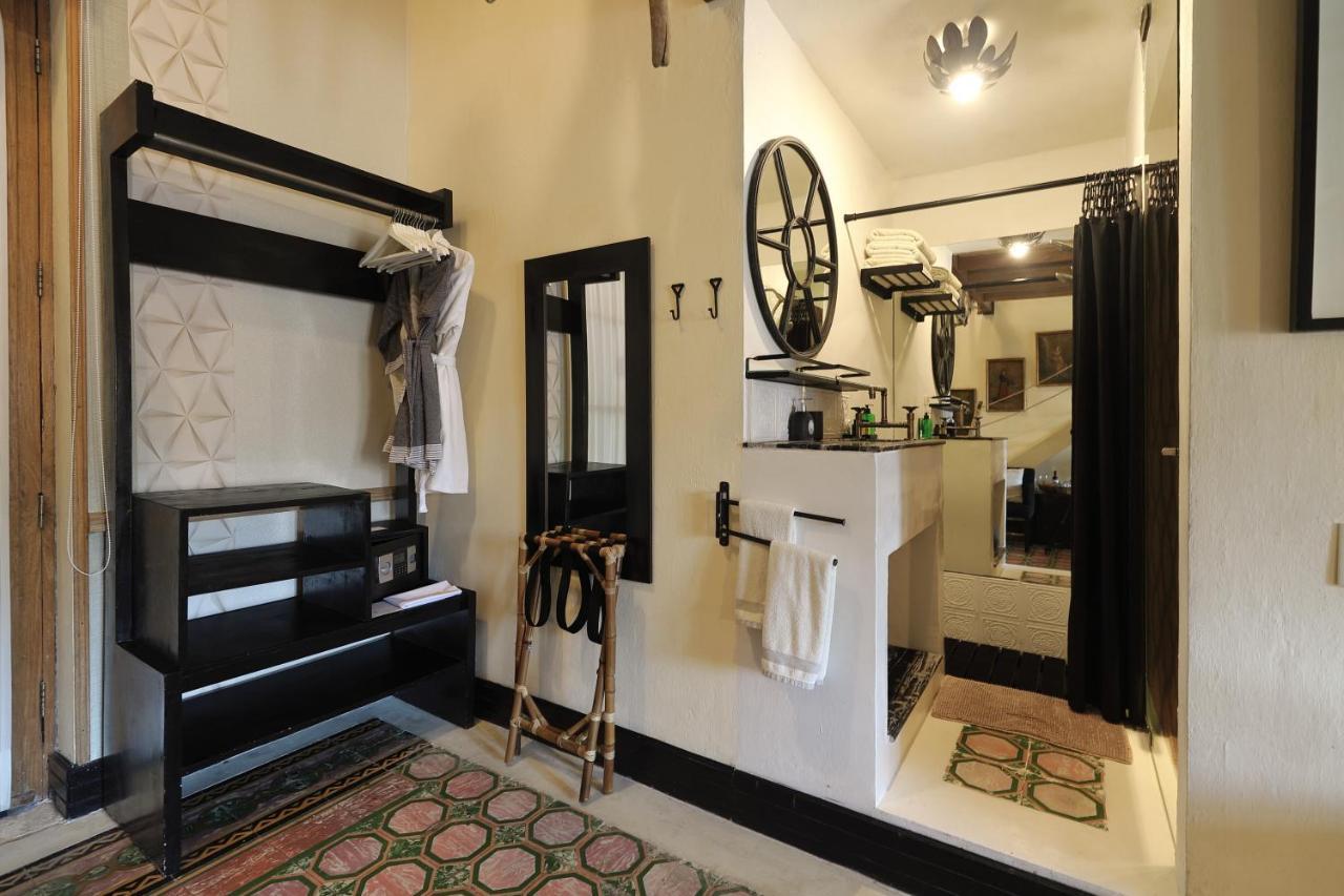 Deluxe