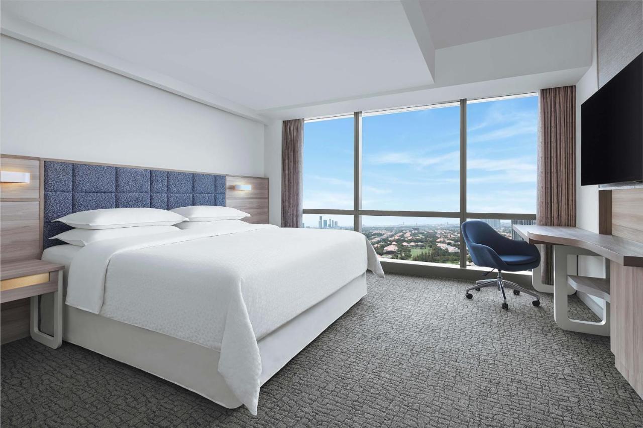 Premium Deluxe Guest room 1 King,1548982546:JPEG