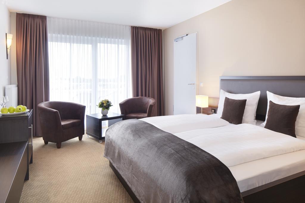 Comfort Plus Doppelzimmer mit Balkon und Meerblick