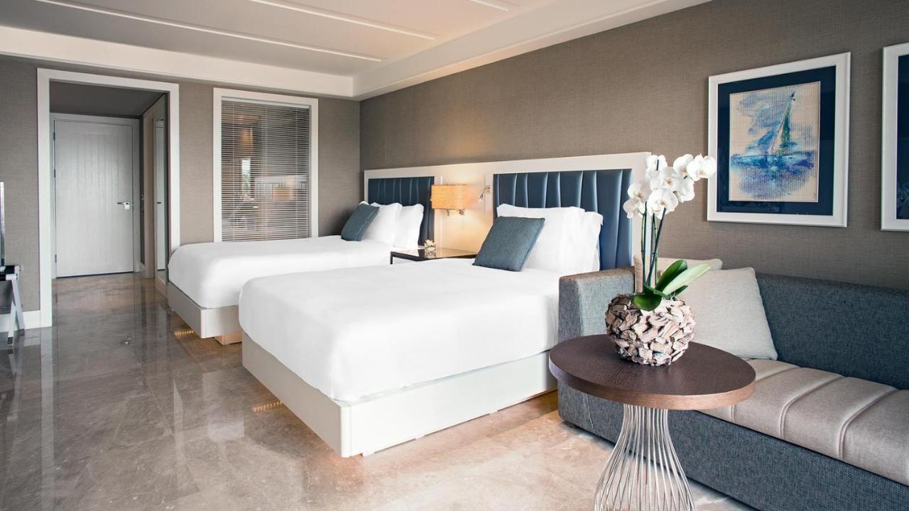 Premiere Twin Room, Guest room, 2 Queen, Sofa bed, Sea view