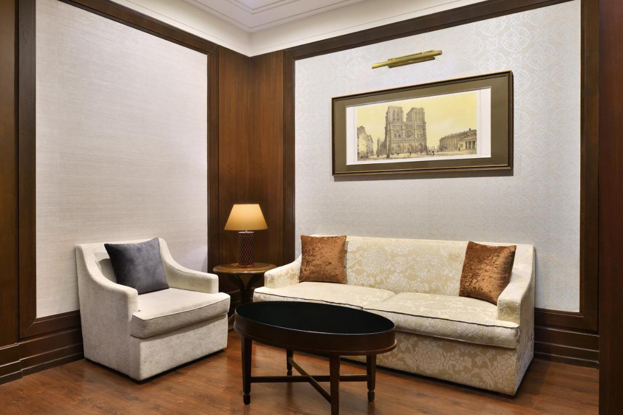 Family Suite, Suite, 1 King, Sofa bed, City view,Club Lounge Access,Complimentary Cocktails/ Non Alcoholic beverages, Sat,Sun -1800-2000 hours, Legal dry days excluded