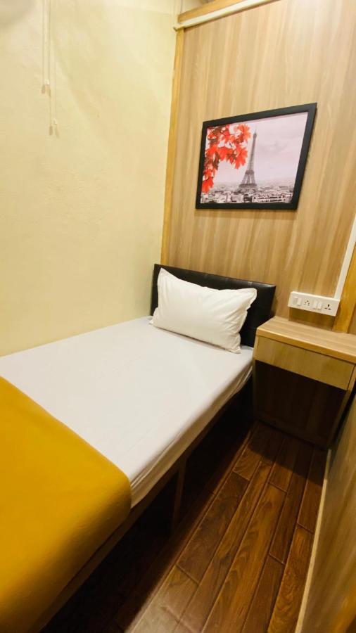 Budget Single Room