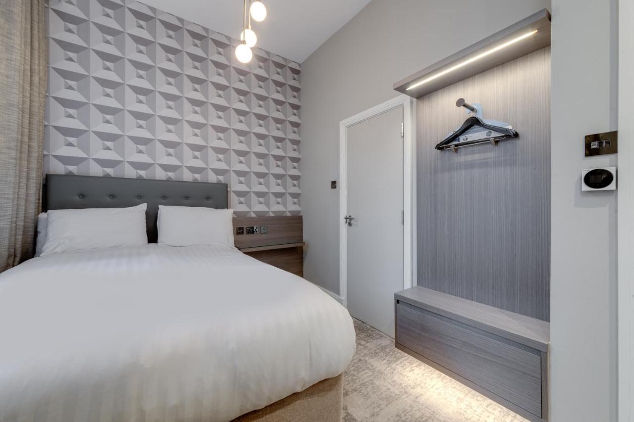 Deluxe Family Suite