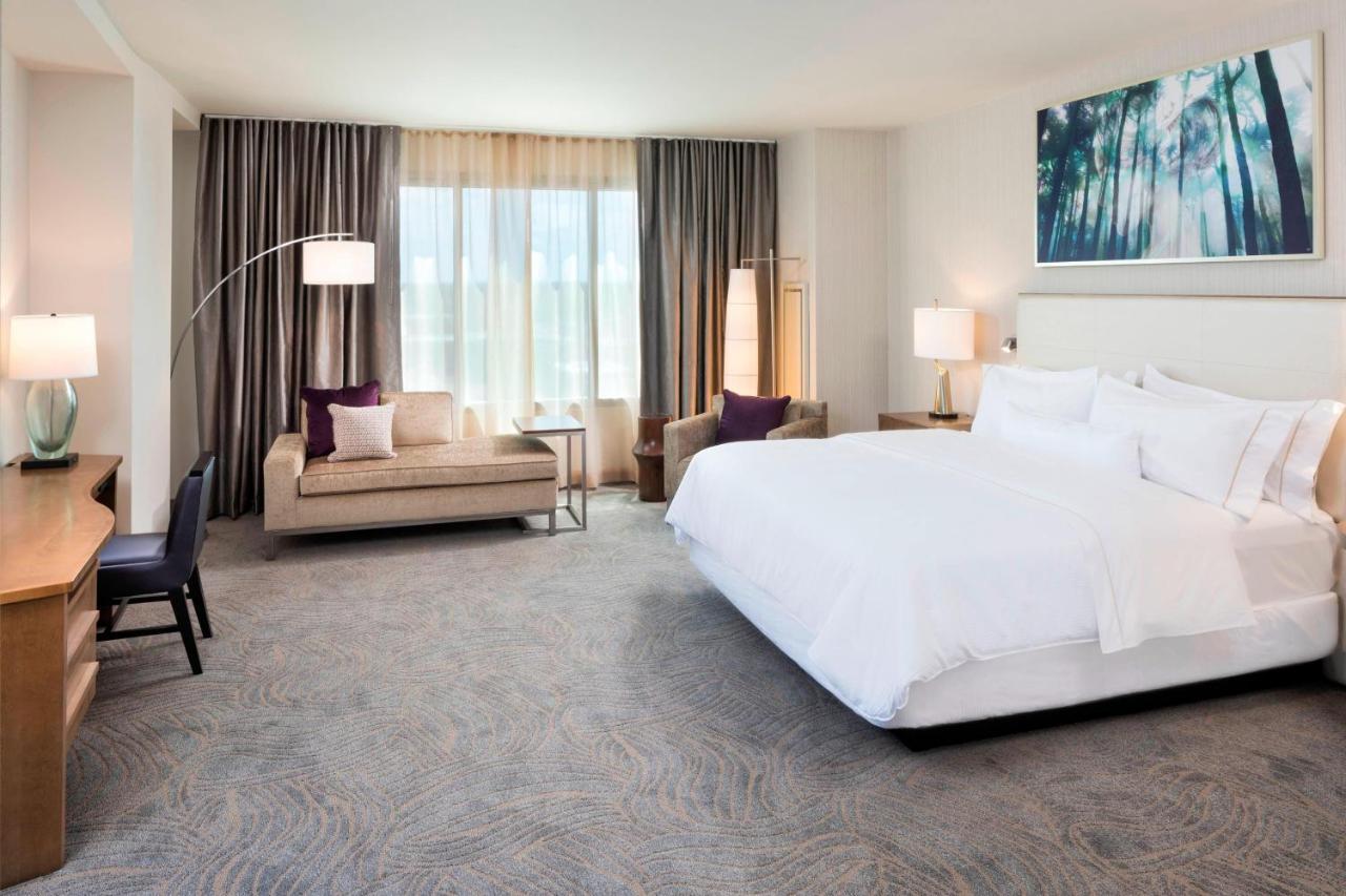 Junior Suite, 1 King Bed