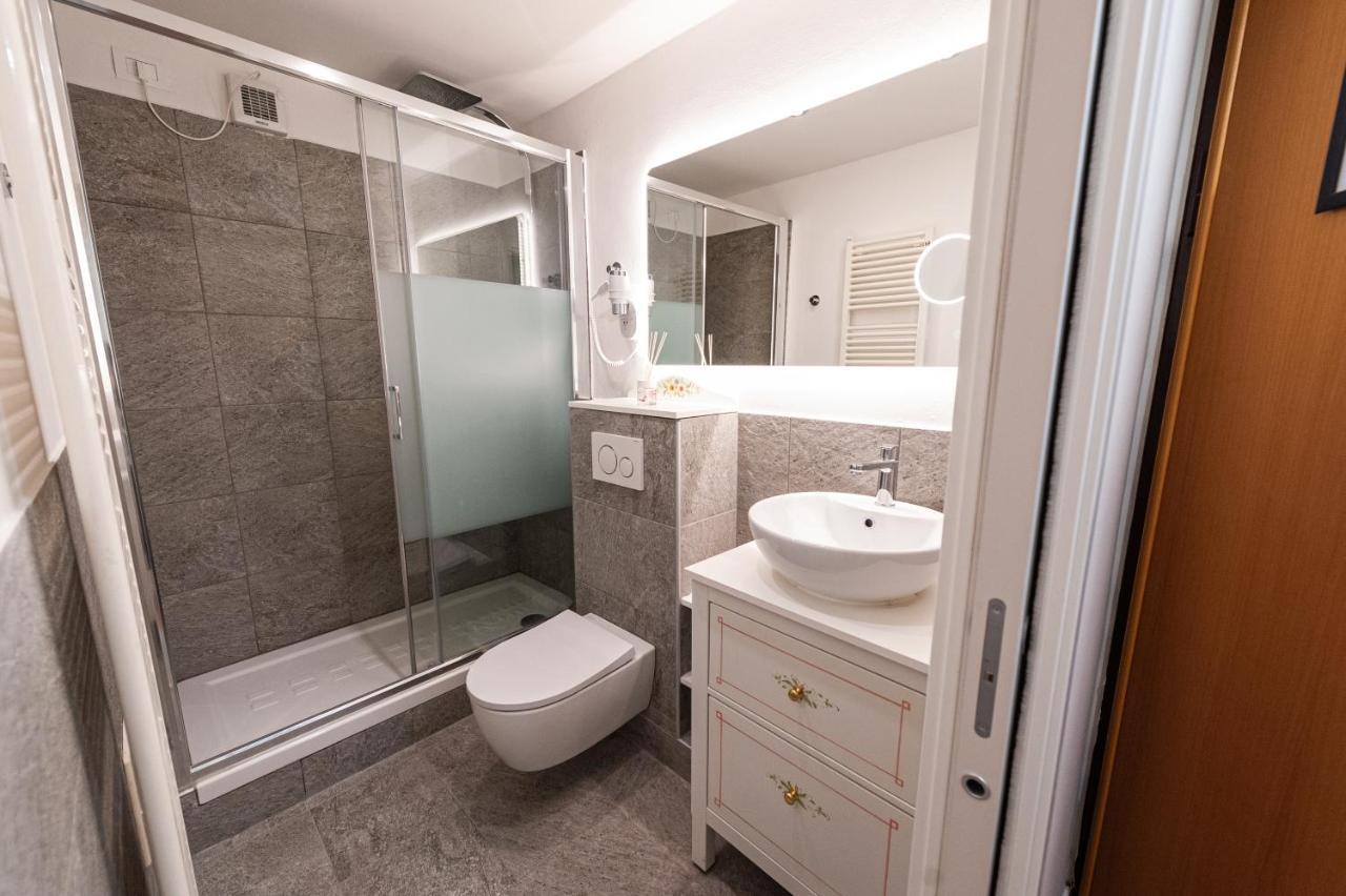 Junior Suite with Balcony