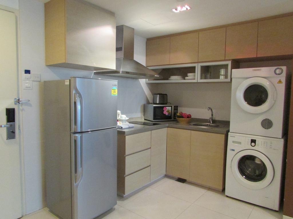 One-Bedroom Apartment,761908192:JPEG