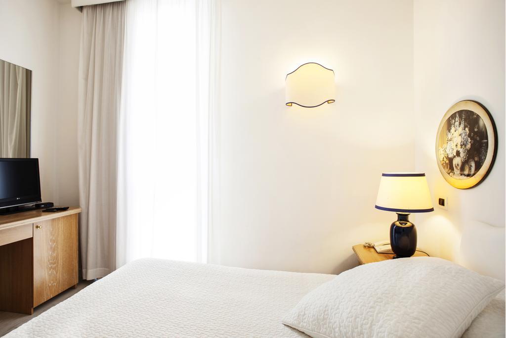 Chambre Simple Confort