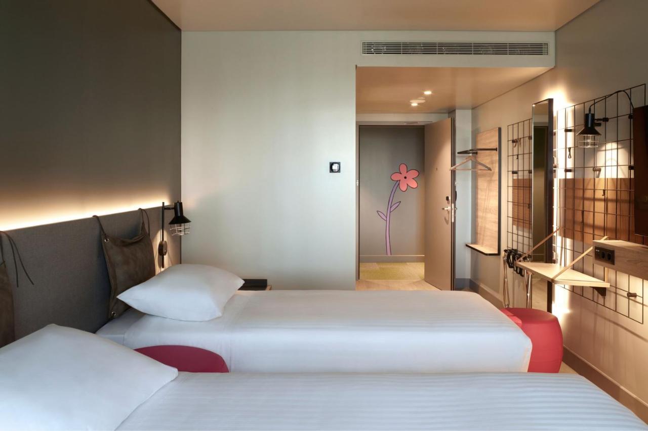 Twin Room with City View,1418046234:JPEG