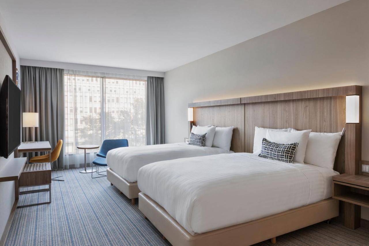 Guest Room with 2 Double, City view