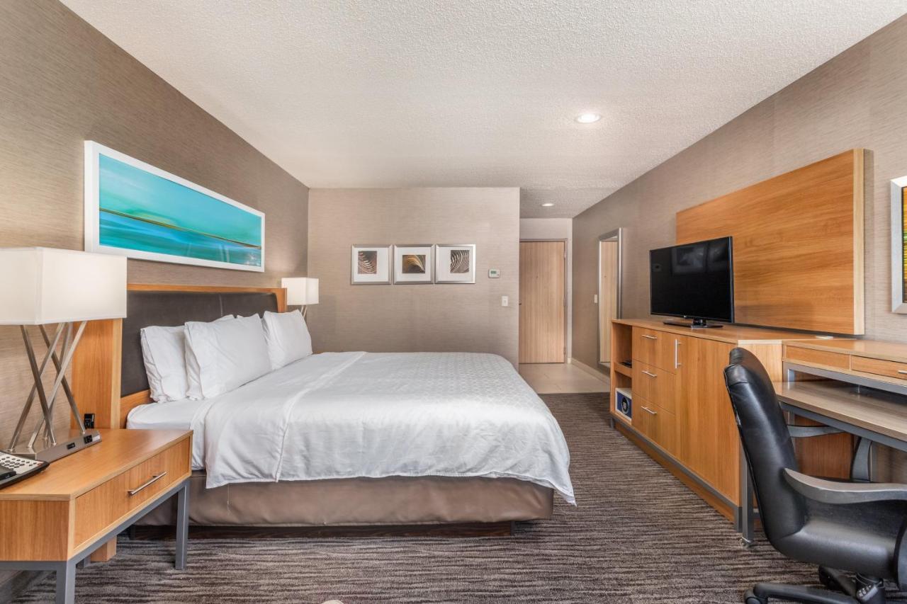 King Room - Hearing Accessible/Non-Smoking