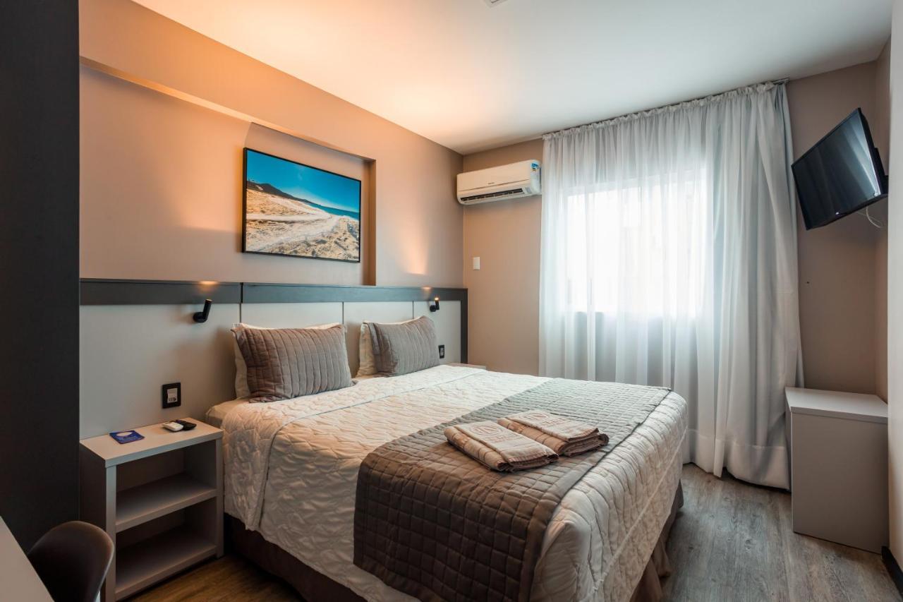Quarto Duplo Standard