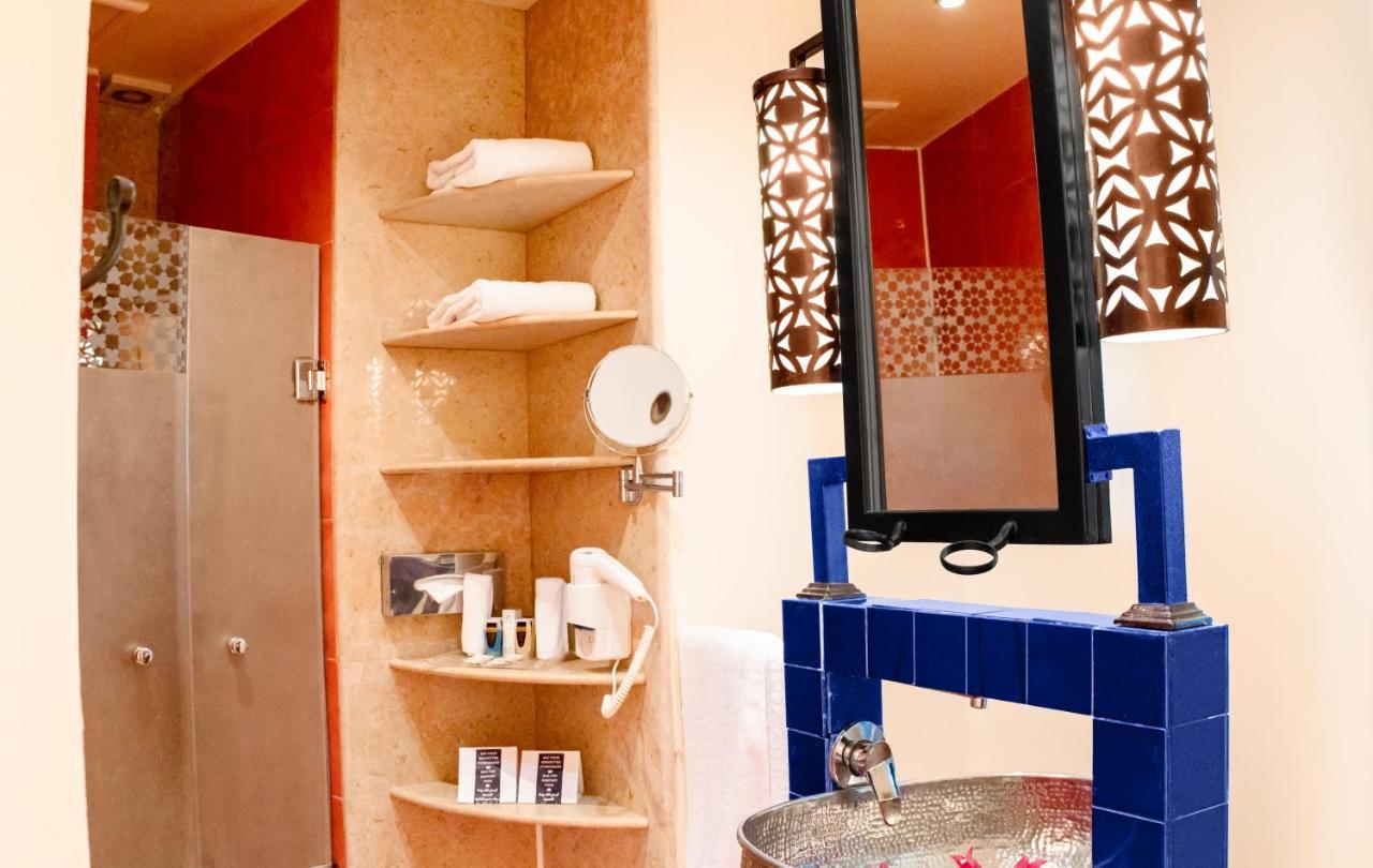 Special Offer- Family Room with Sea View  - Egyptian and Residents Only