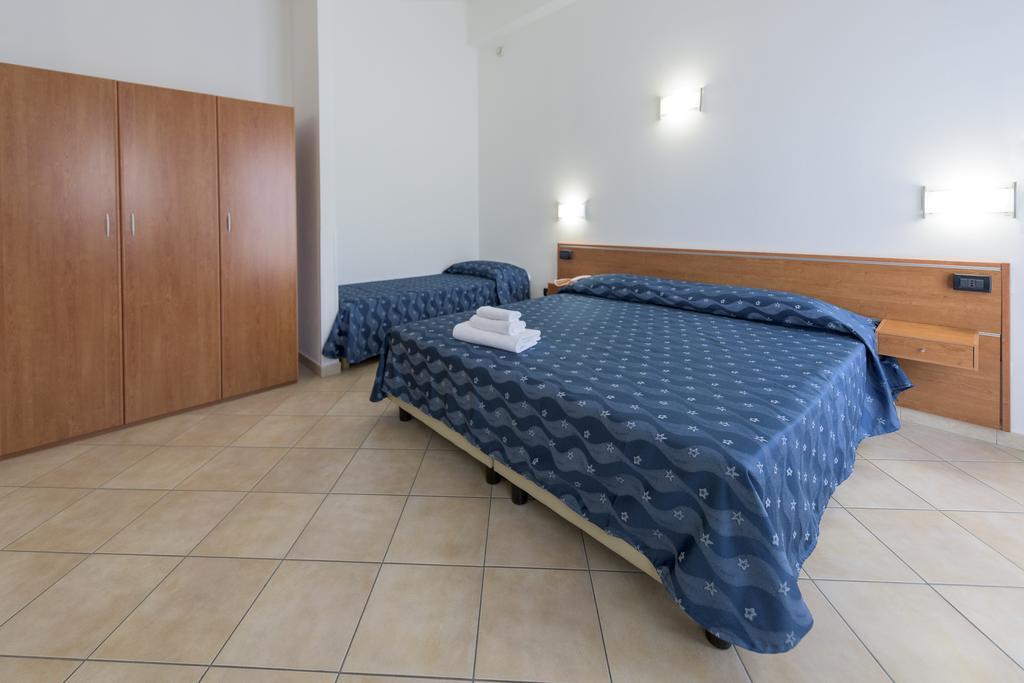 Dreibettzimmer