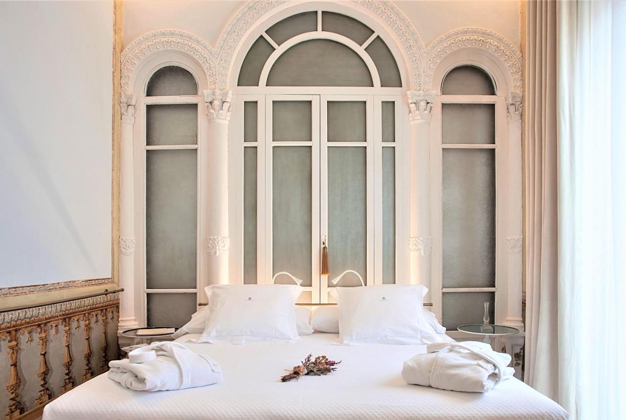 Deluxe Double Room Bath