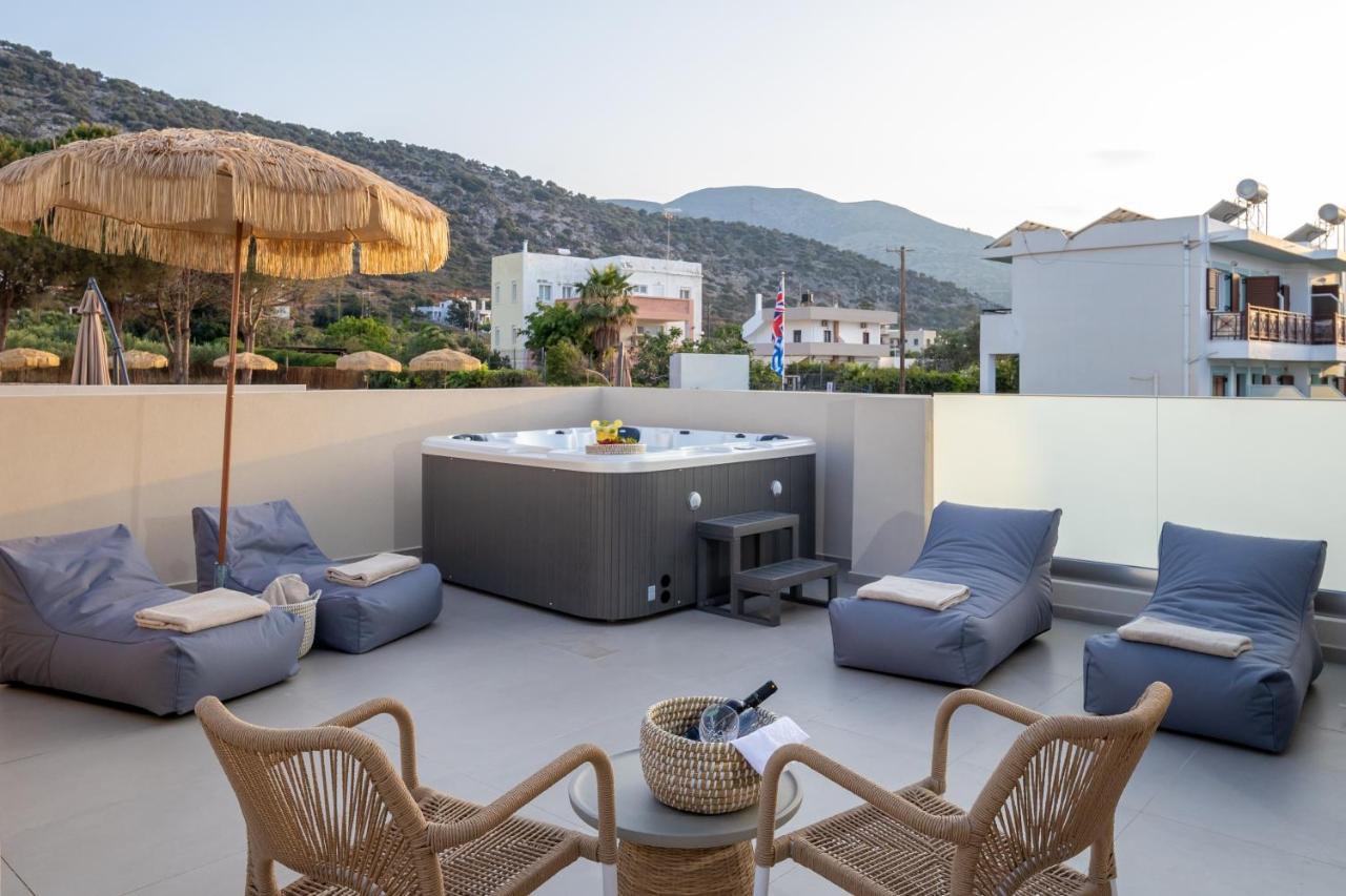 Junior Suite with Heated Jacuzzi