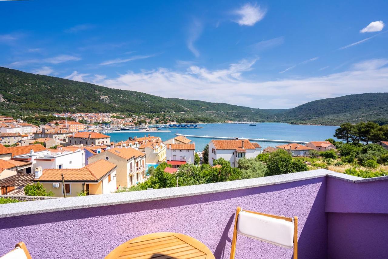 Studio with Balcony and Sea View