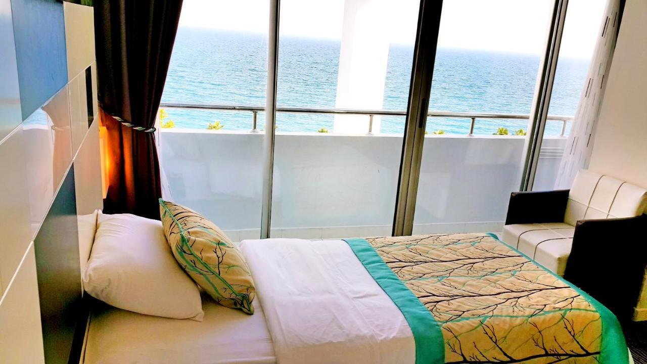 Standard Triple Room Side Sea View