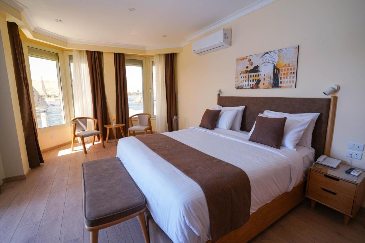 Suite with River View