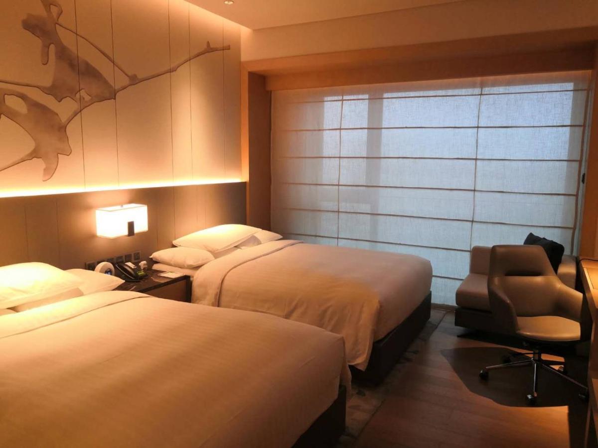 Premier Twin Room