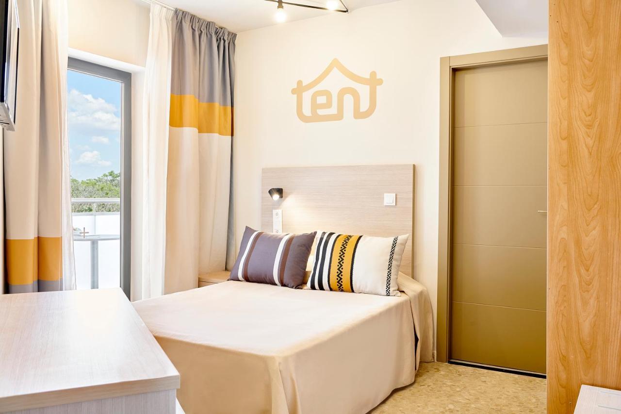Chambre Simple avec Brunch à Volonté