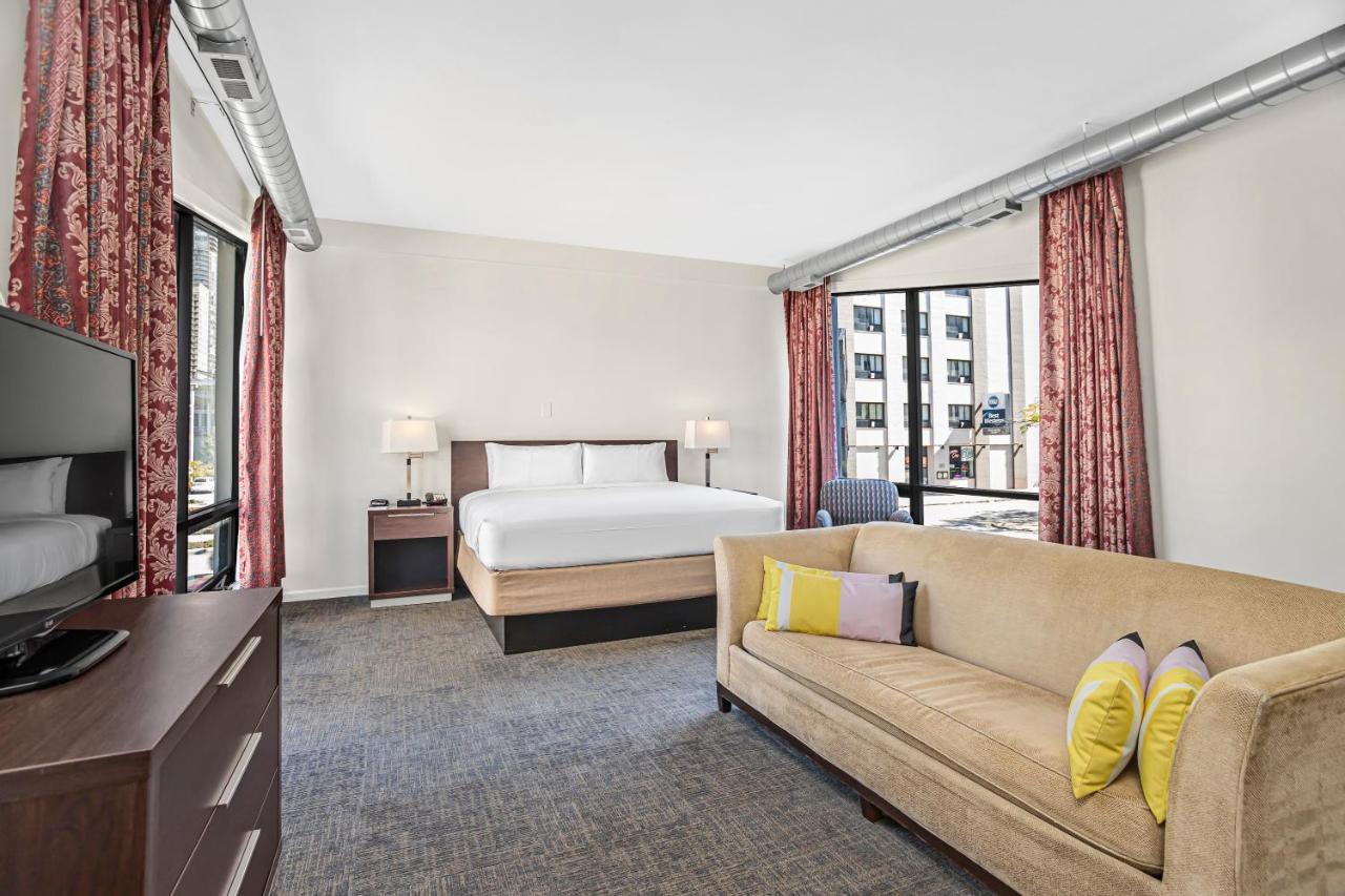 Suite Lit King-Size avec Canapé-Lit - Non-Fumeurs