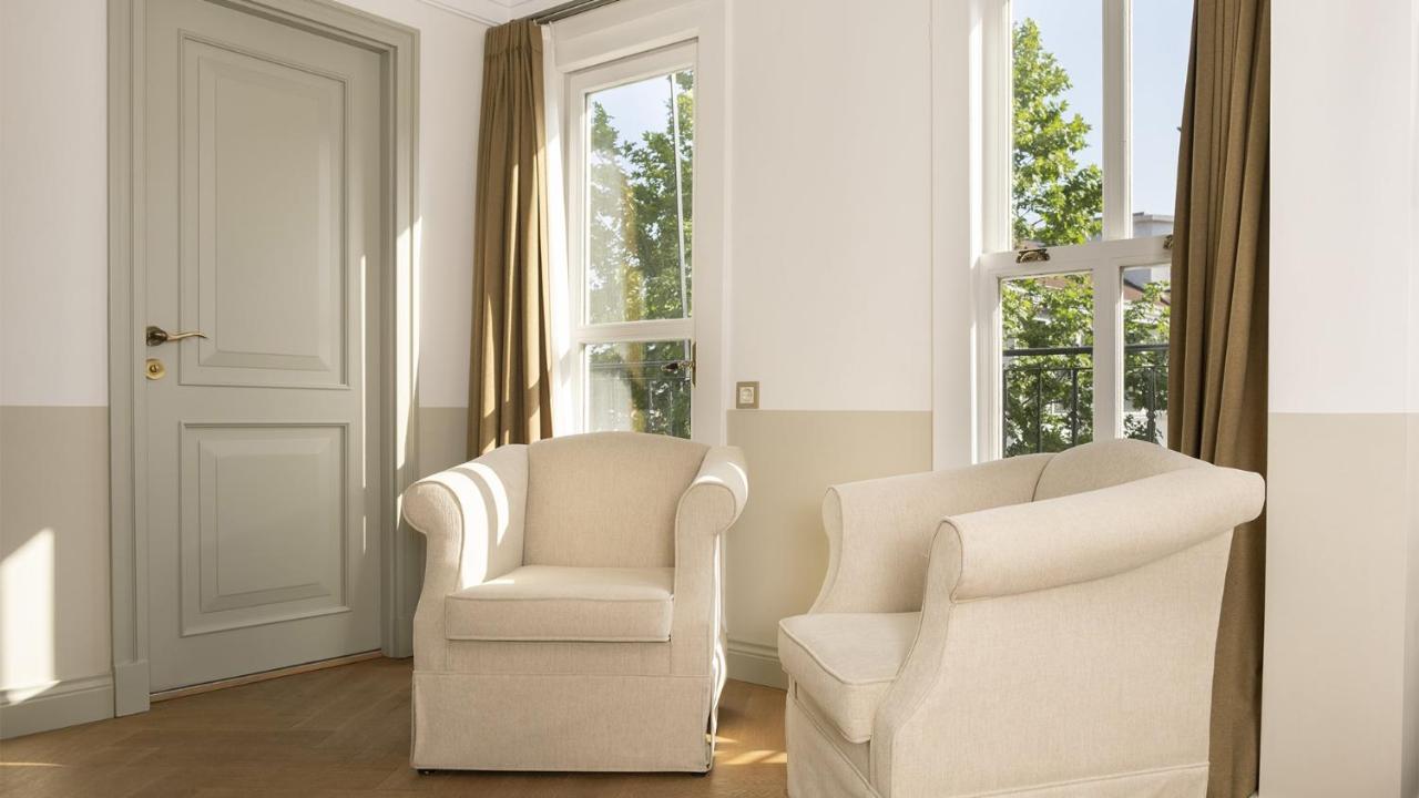 Junior Suite met Balkon en Uitzicht op Zee