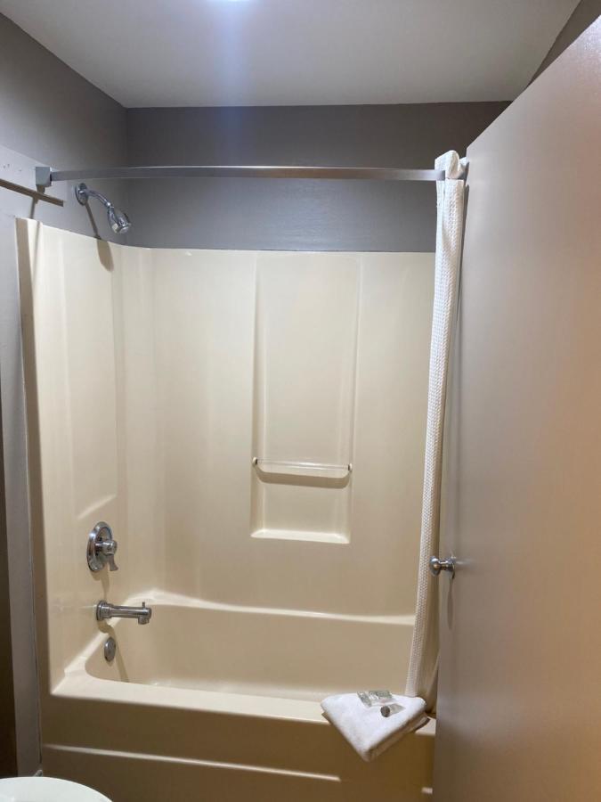 Deluxe Room with Two Full Beds Non-Smoking