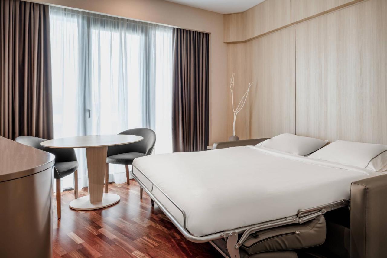 Junior Suite 1 King Sofa bed Ocean view High floor