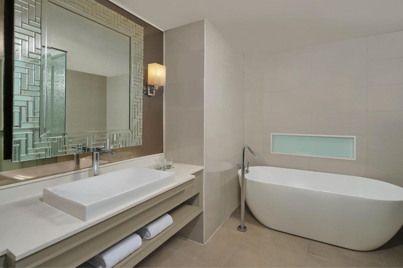 Tower King Room