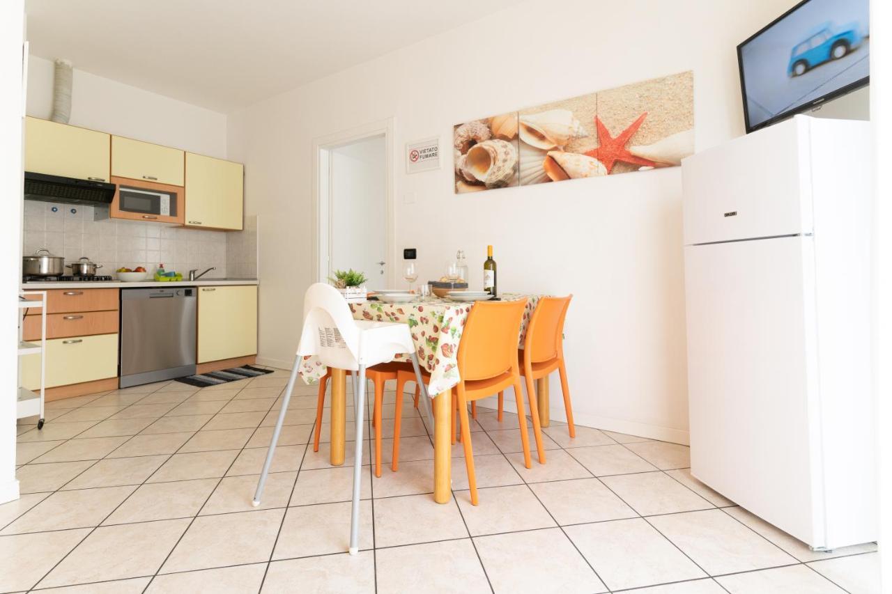 One-Bedroom Apartment,1416698226:JPEG