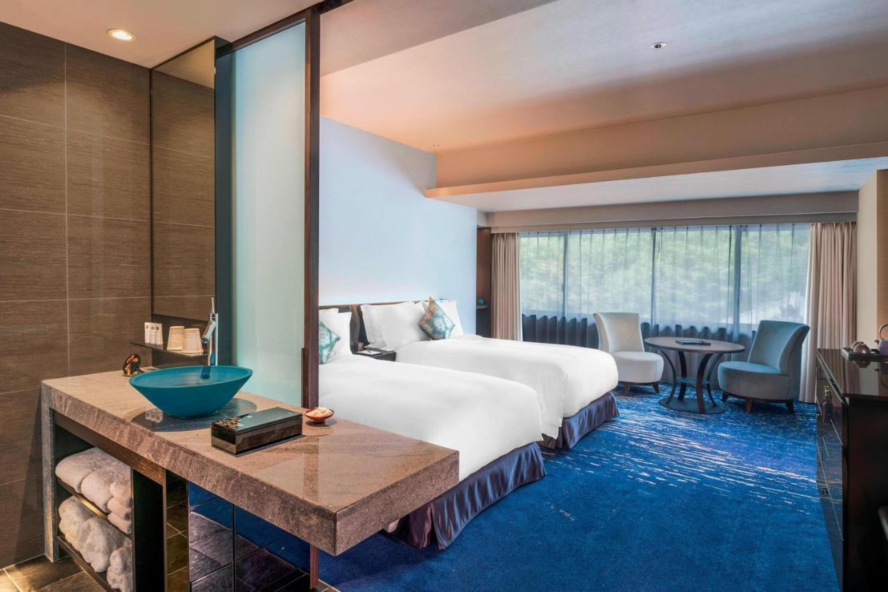 SUIGETSU, Guest room, King or Twin/Single Bed(s), Top floor,1417052376:JPEG