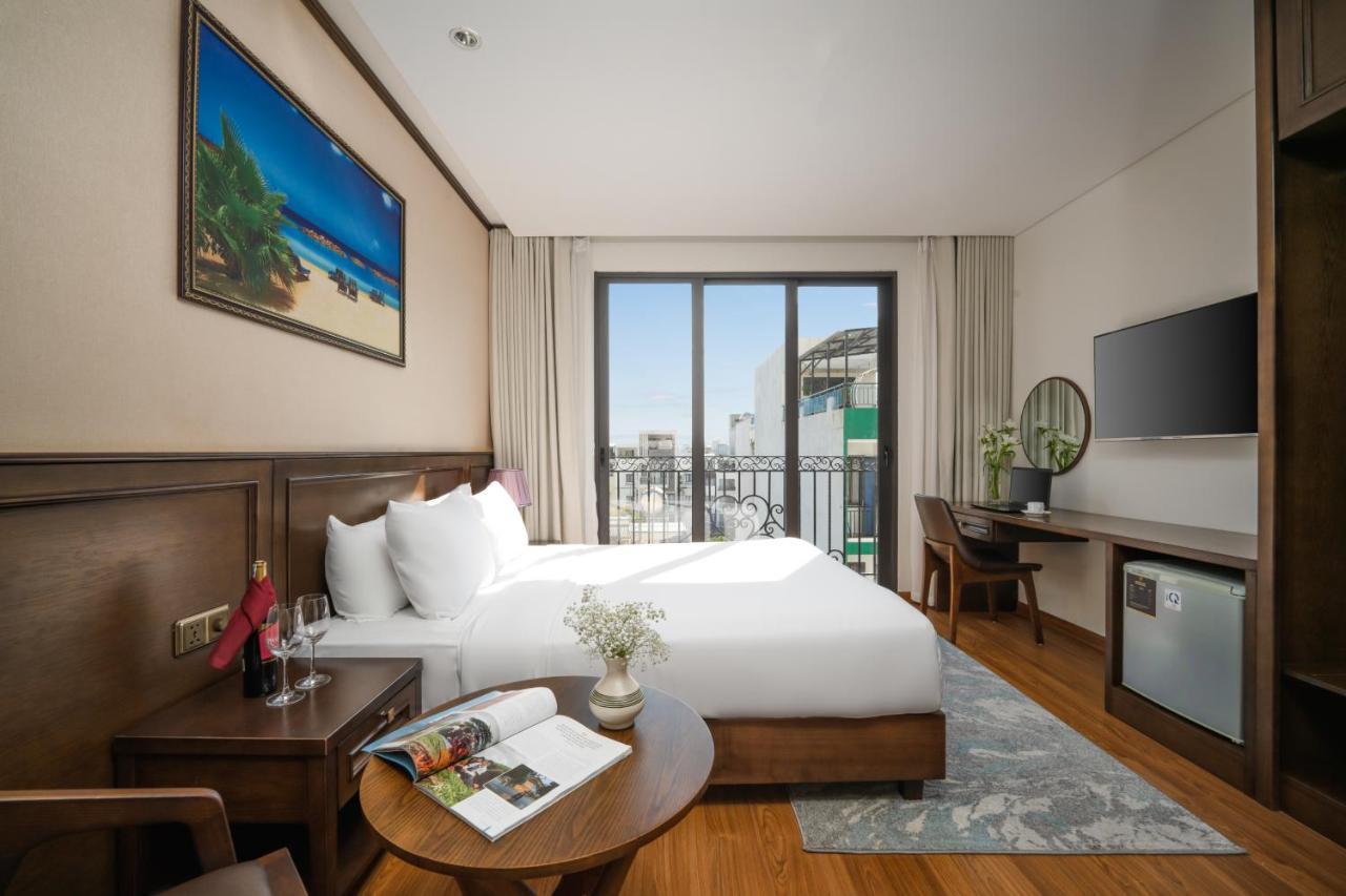 Special Offer - Deluxe Double Room with City View