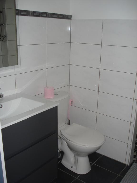 Chambre Lits Jumeaux avec Salle de Bains Privative
