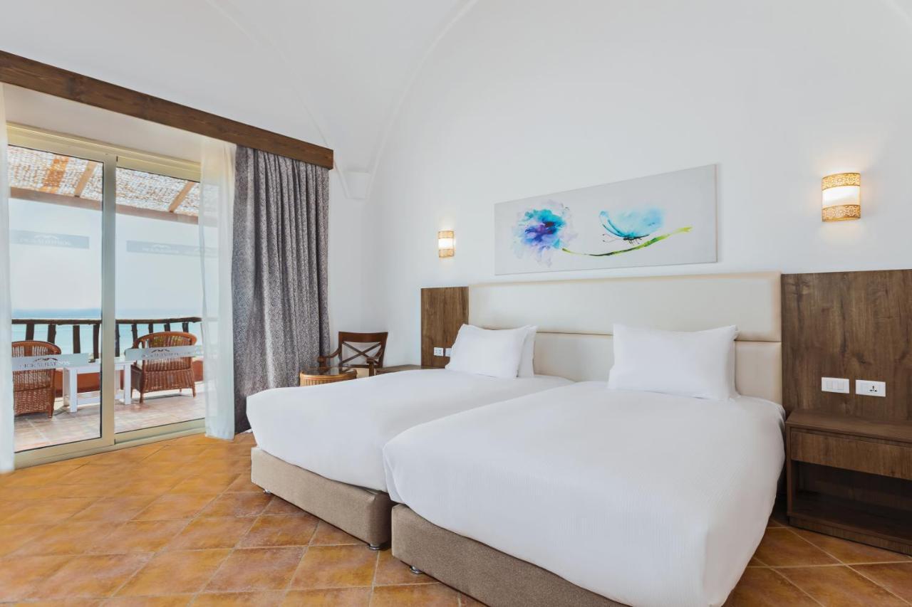 Superior Bungalow with Sea View