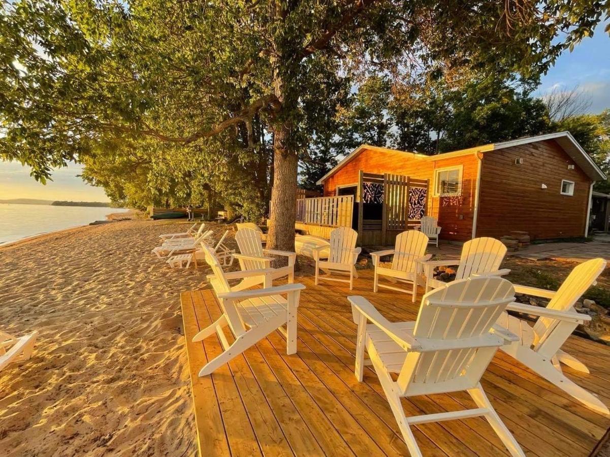 Bungalow - Beach Front