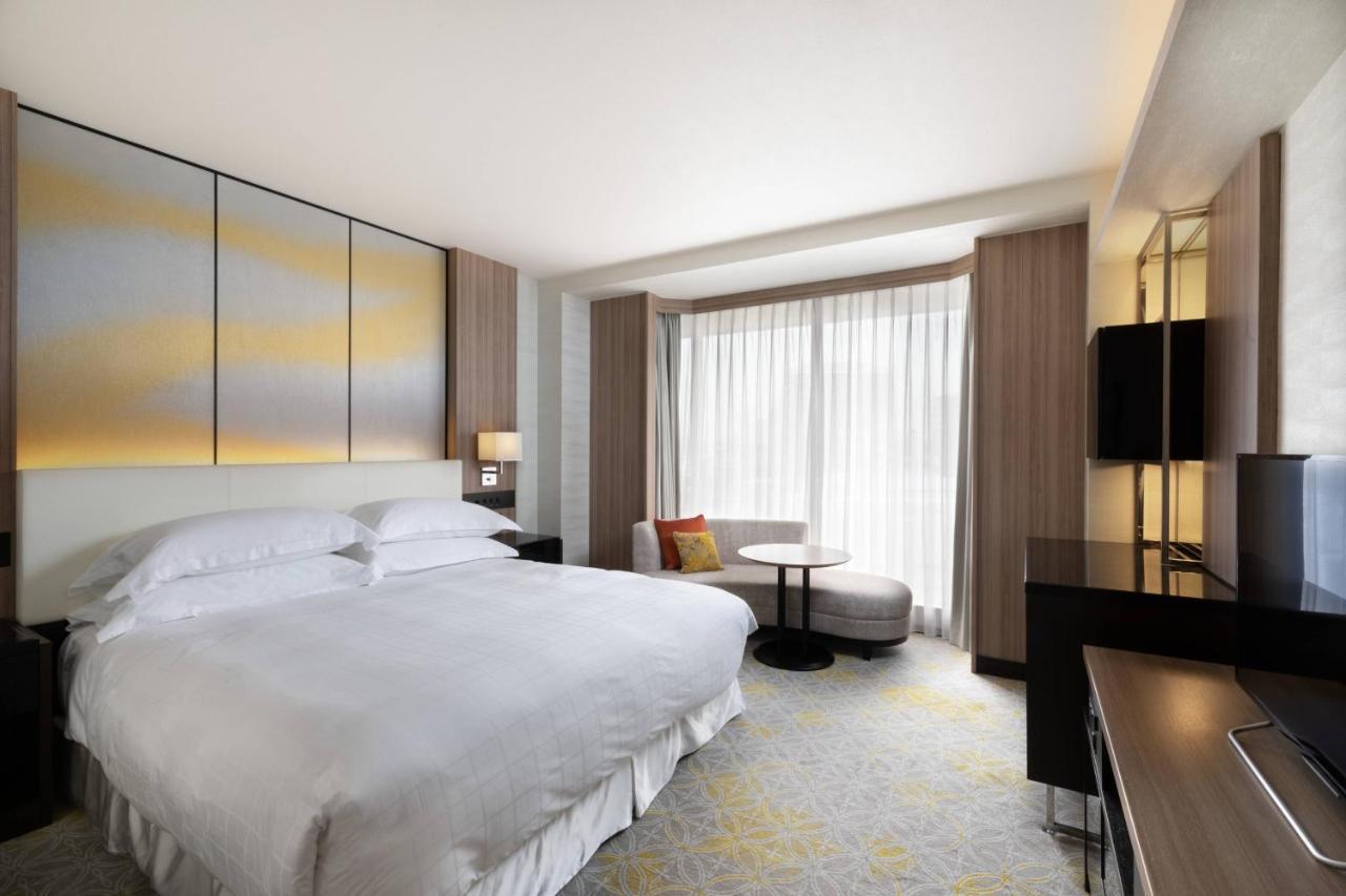 CLUB SUPERIOR, Zimmer mit 1 Kingsize-Bett und Zugang zur Club Lounge