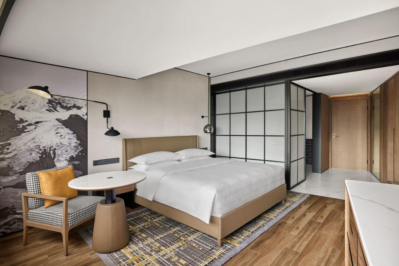 Superior King Bed Room,1554387337:JPEG