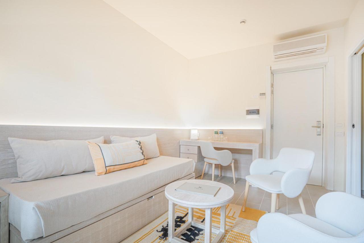 Junior Suite with Garden View