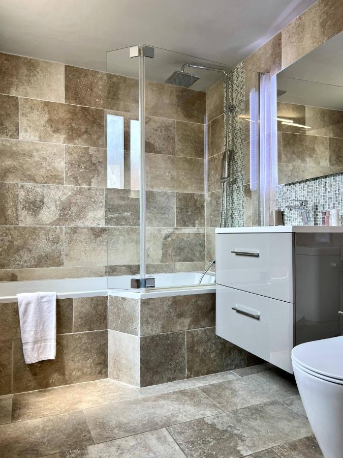 Chambre Double - Vue sur Montagne