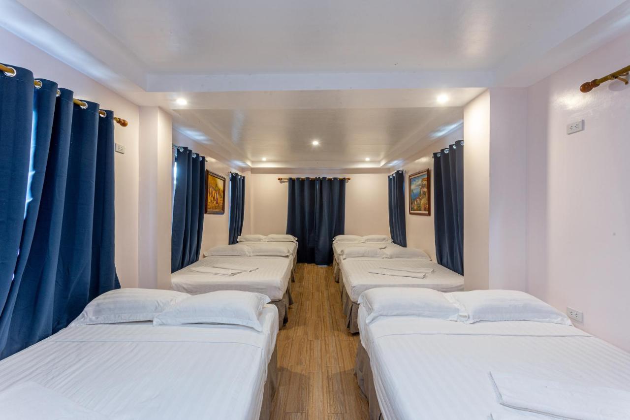 Barkada Room for 12