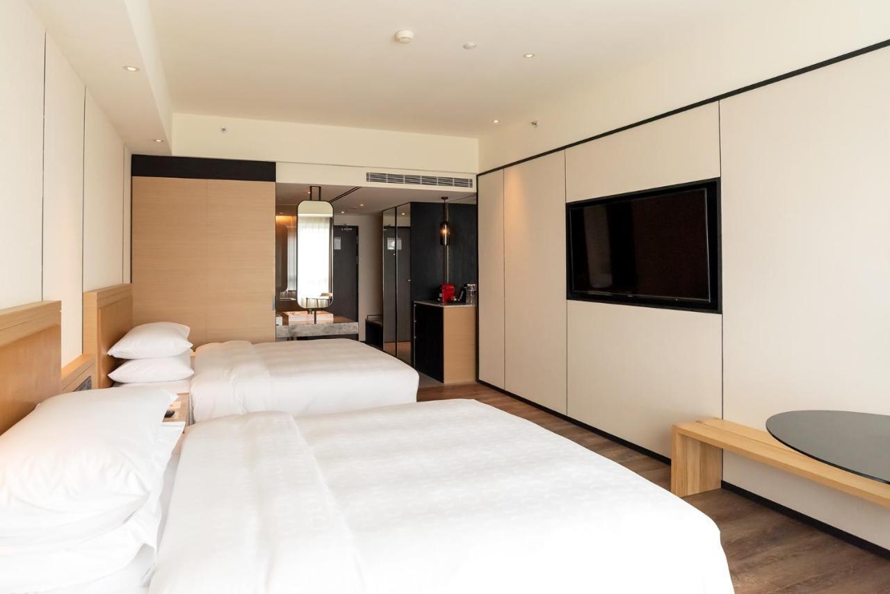 Executive Twin Room with Lounge Access