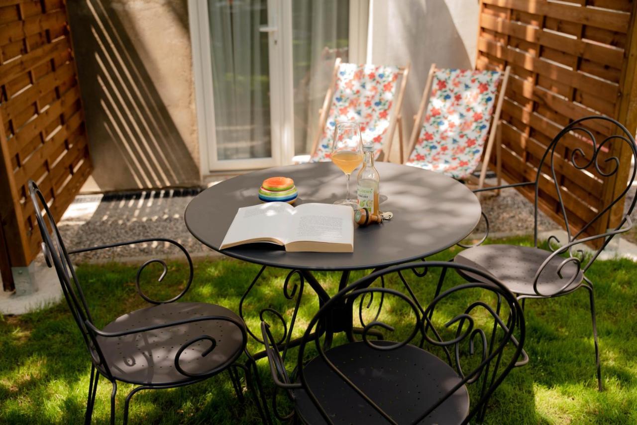 Junior Suite Garden View or Street View,1498483687:JPEG