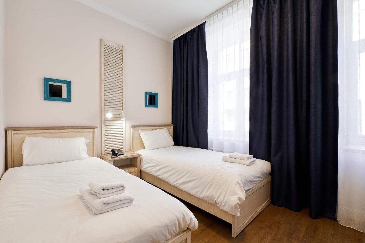 Triple Room,1419852768:JPEG