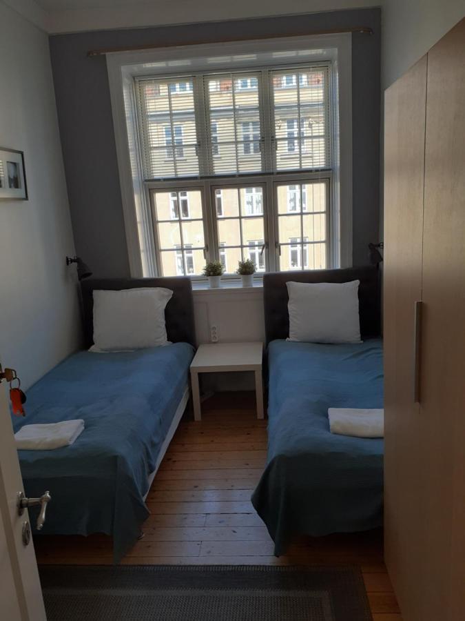 Twin Room,1420871268:JPEG