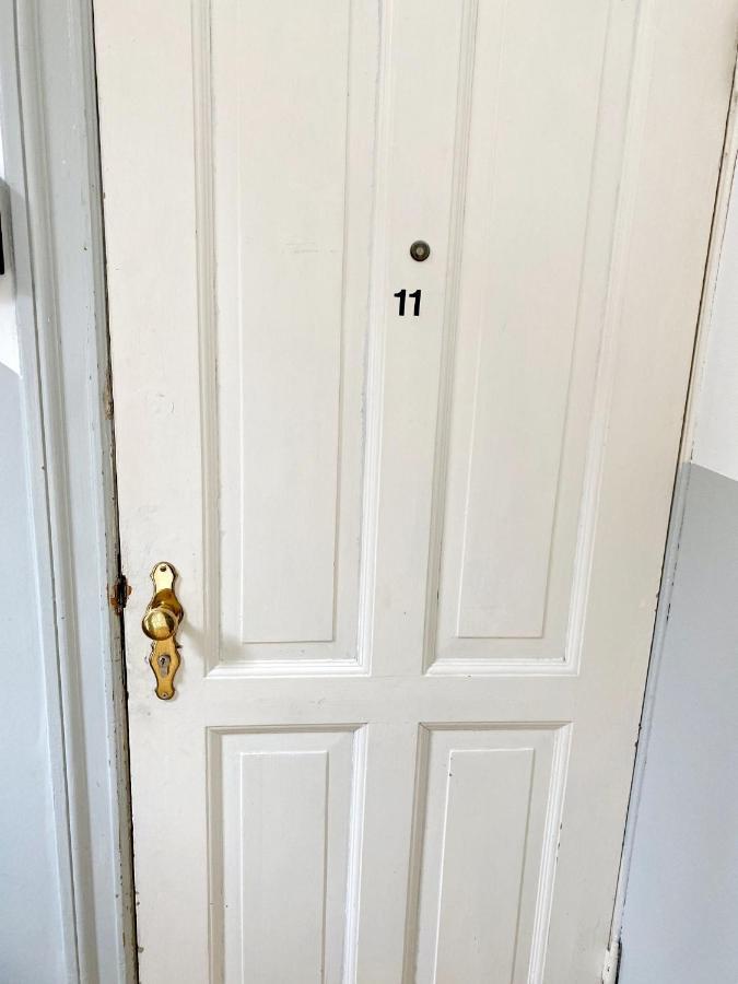 Double Room,1421069622:JPEG