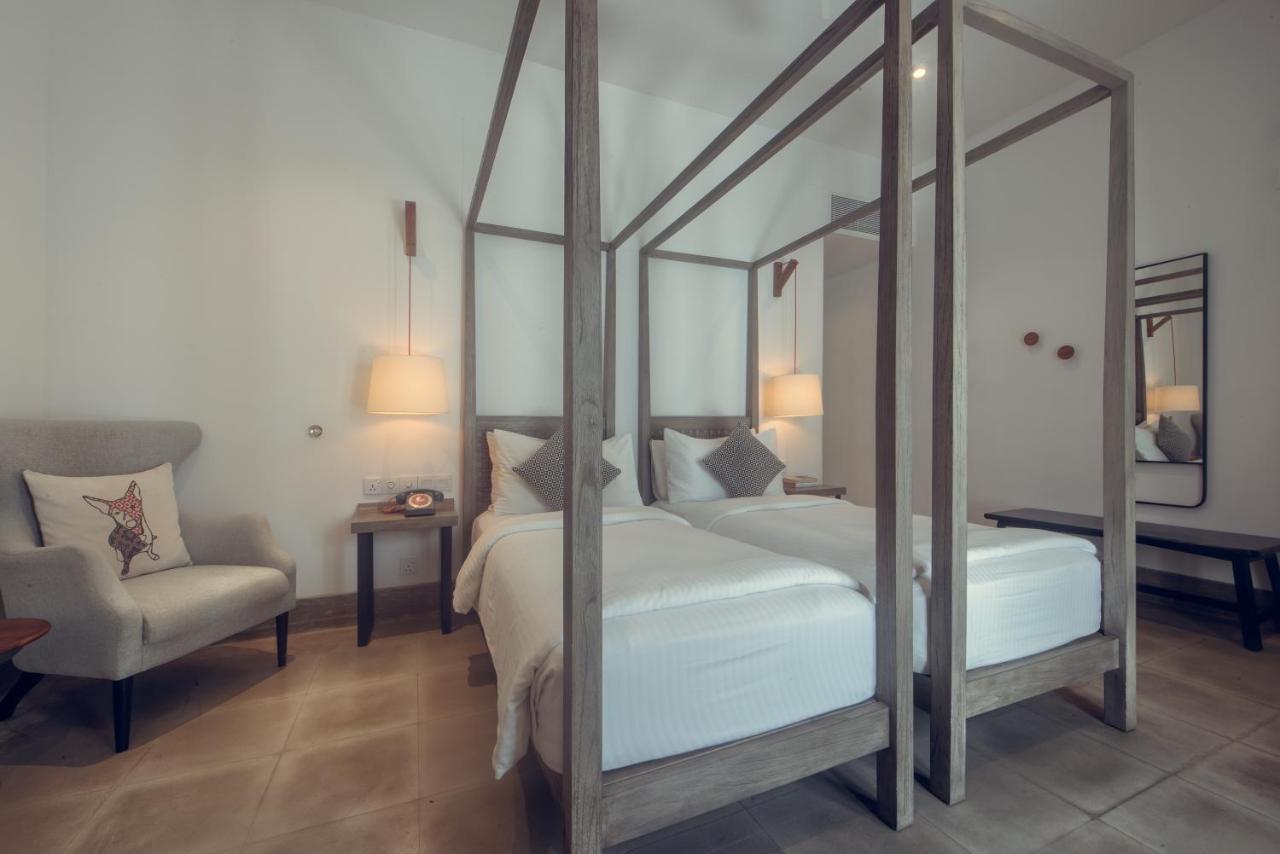 Twin Banyan Bedroom