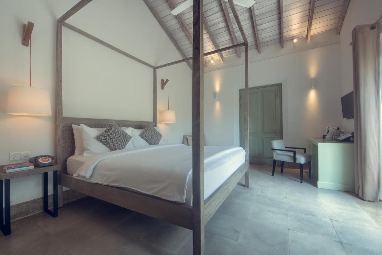 Double Banyan Bedroom
