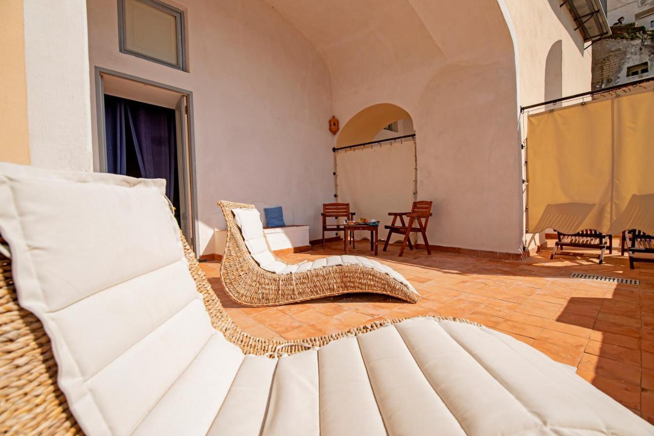 Double or Twin Room with Sea View