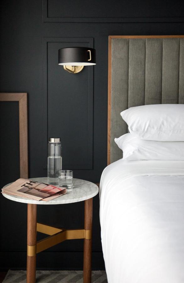 Standard Zimmer mit Kingsize-Bett