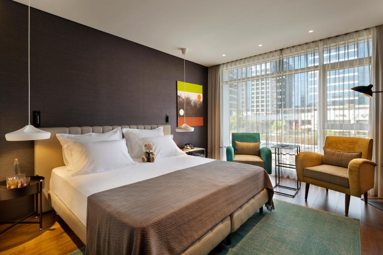 Queen Room,1421798220:JPEG